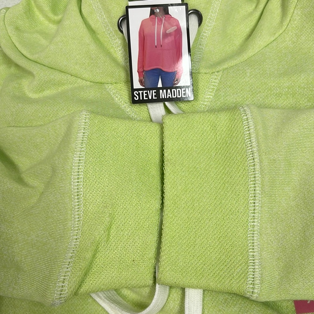 - Brand new with tags Woman’s Steve Madden hooded sweatshirt. Size XXL. - Picture 13 of 16